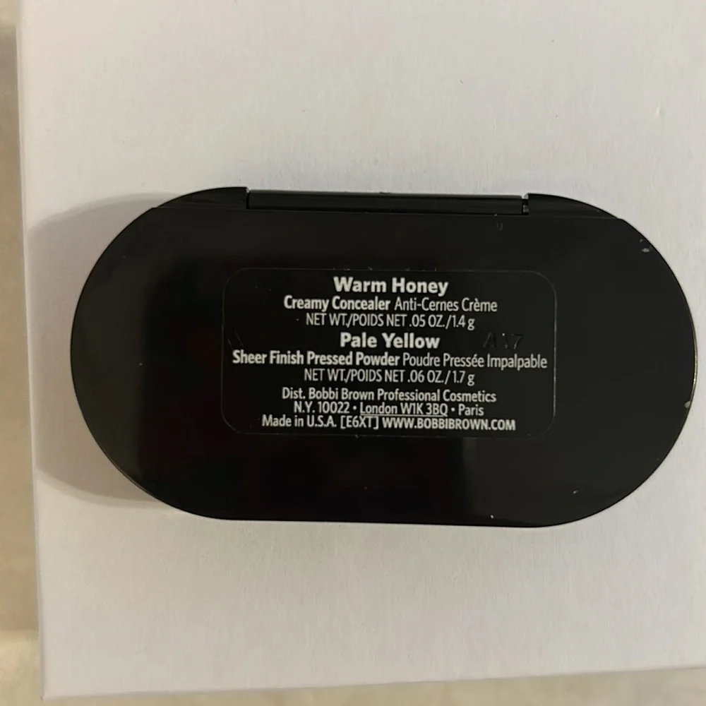Bobbi Brown creamy concealer shear finish press powder